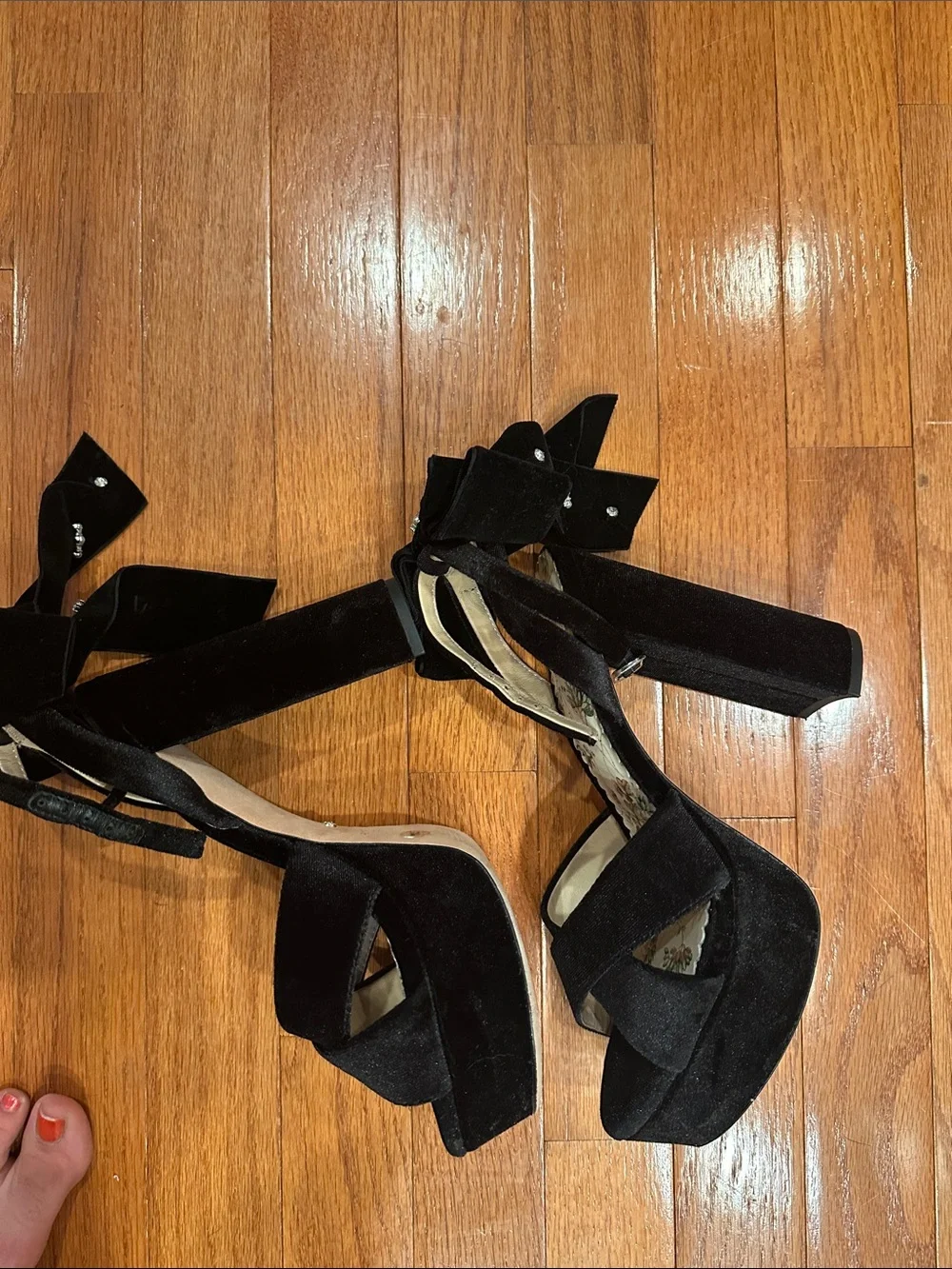 Nicola Bathie x antinio melani Black bow Crystal gem pearl platform Heels 7